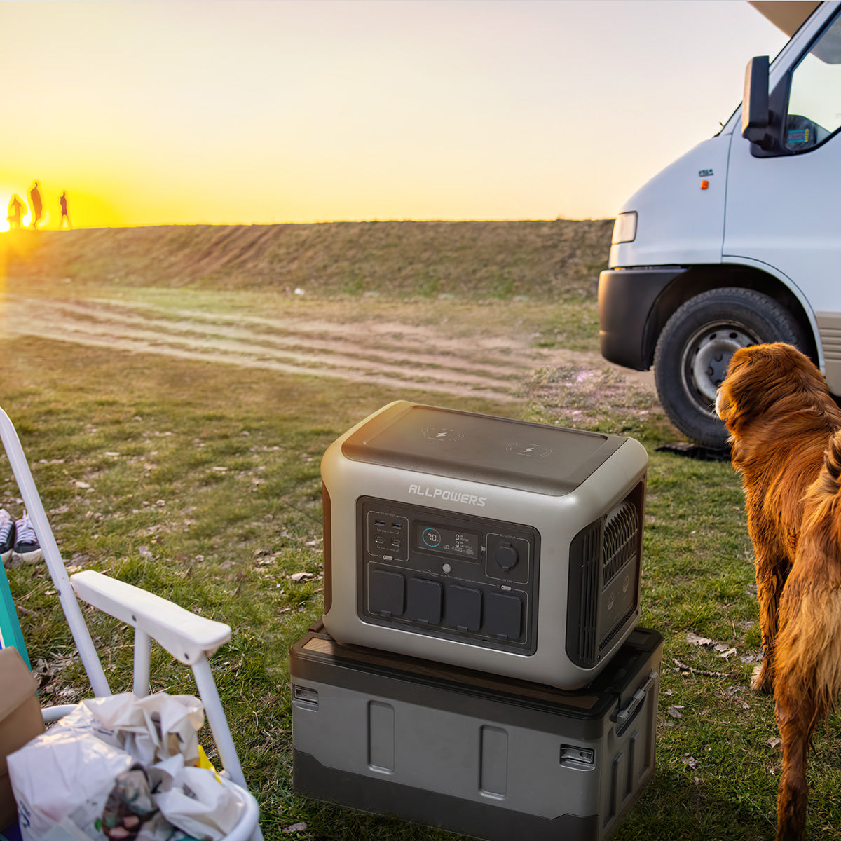 Allpowers_R1500_Scene image_On the grassy field at sunset